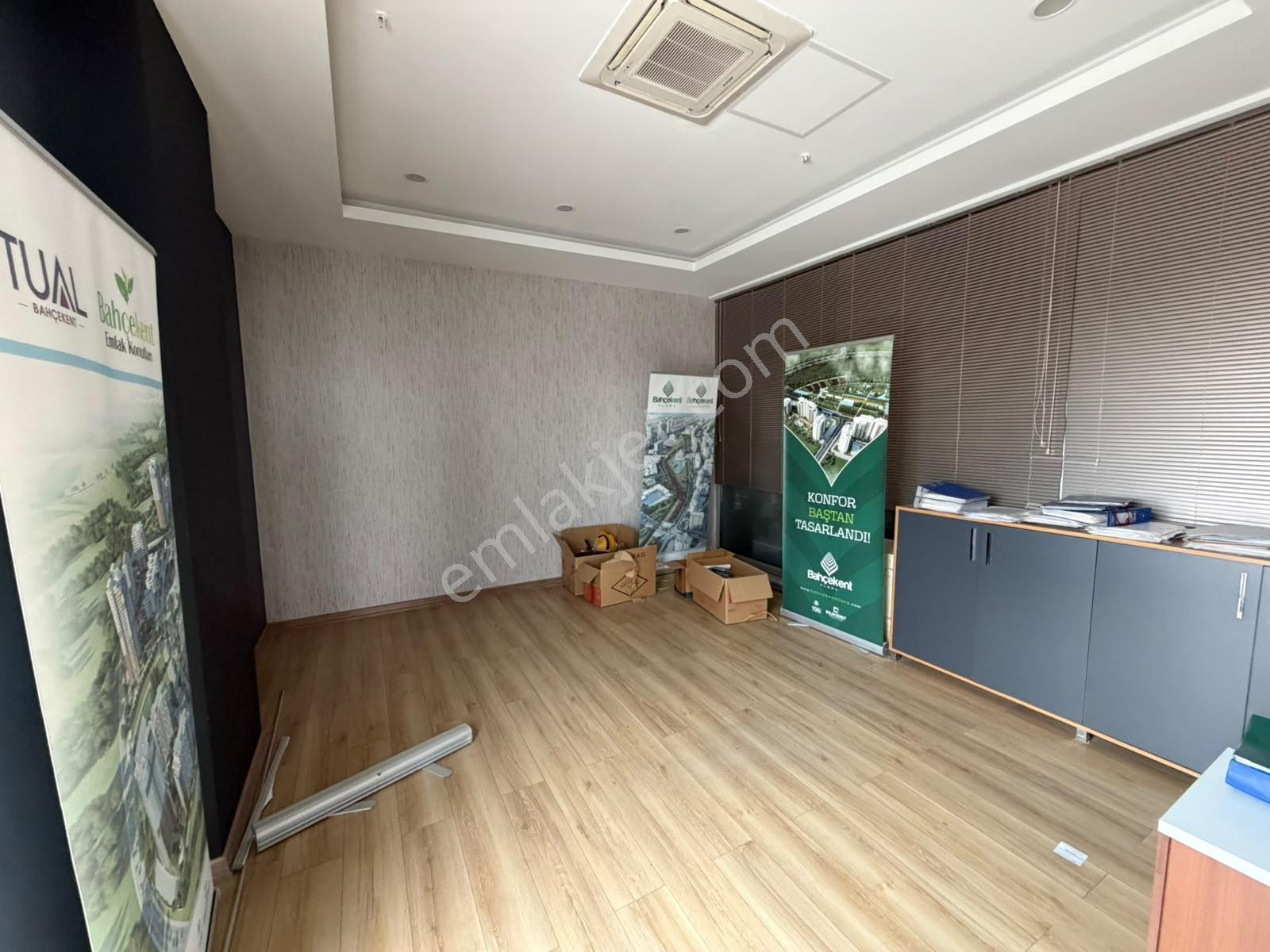 Bahçeşehir Bahçekent Flora Sitesinde Çok Amaçlı Teraslı Satılık - Görsel 4