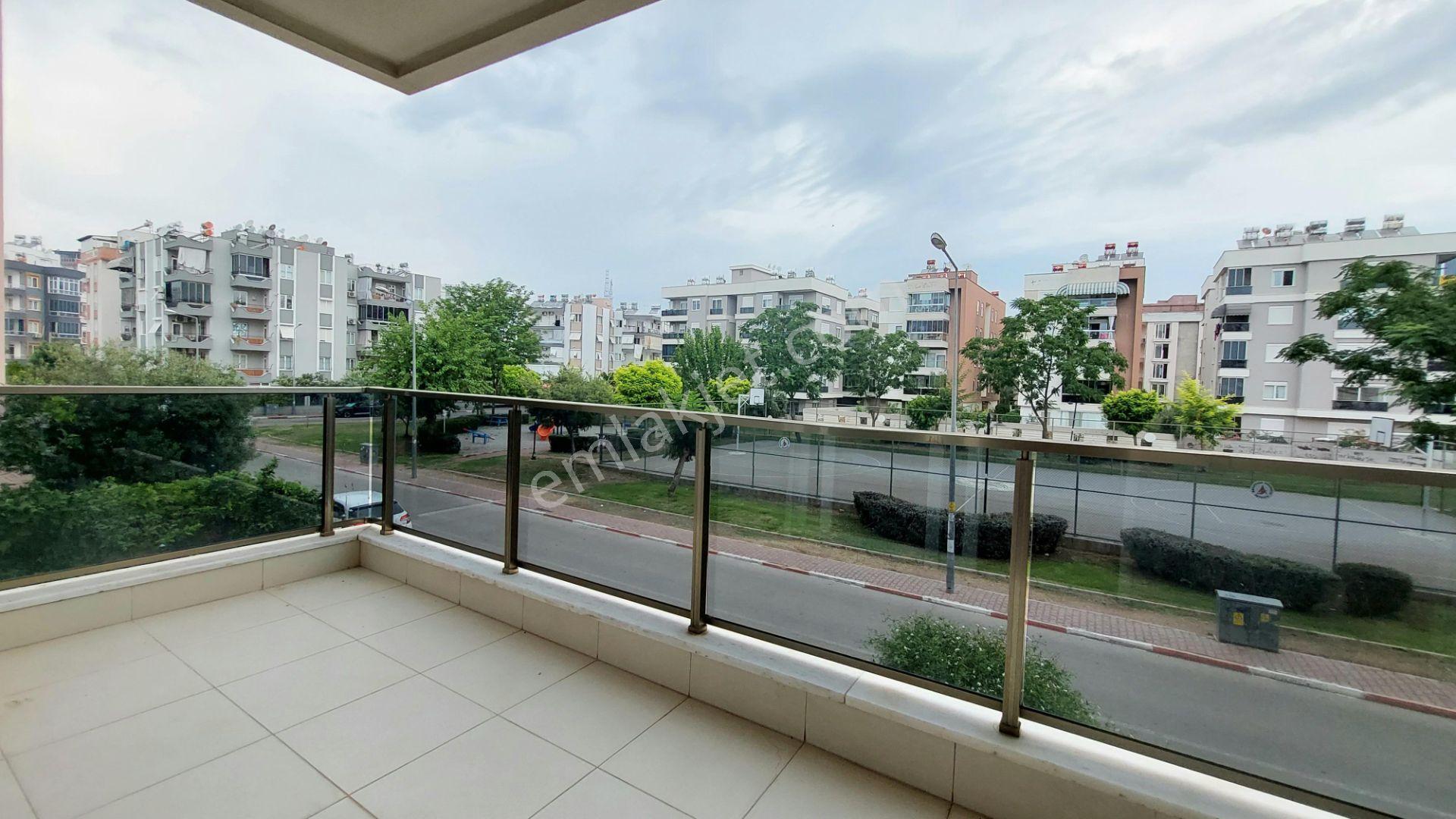 Kızıltoprak Mah. Asansörlü Otoparklı 1. Katta 3+1 Kiralık Daire - Görsel 35