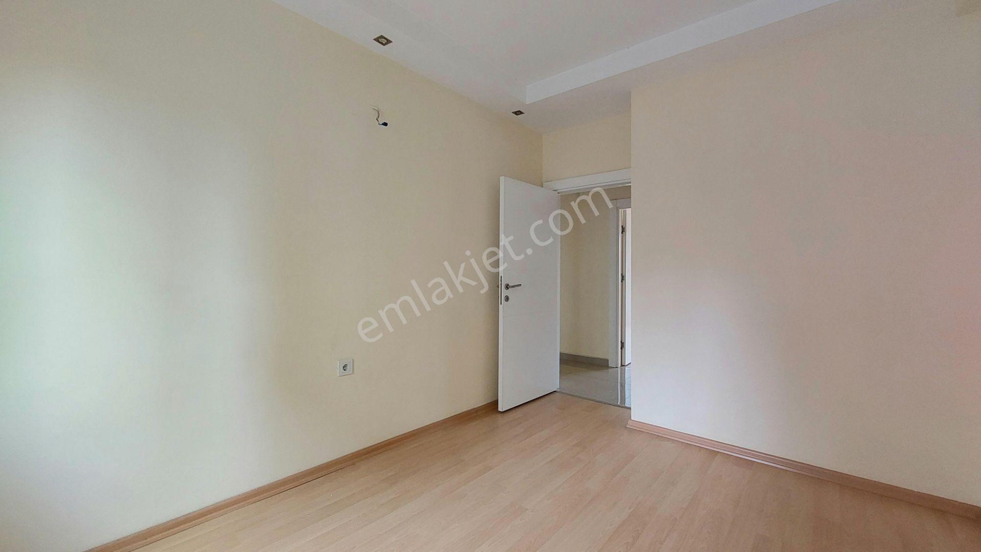 Kızıltoprak Mah. Asansörlü Otoparklı 1. Katta 3+1 Kiralık Daire - Görsel 11