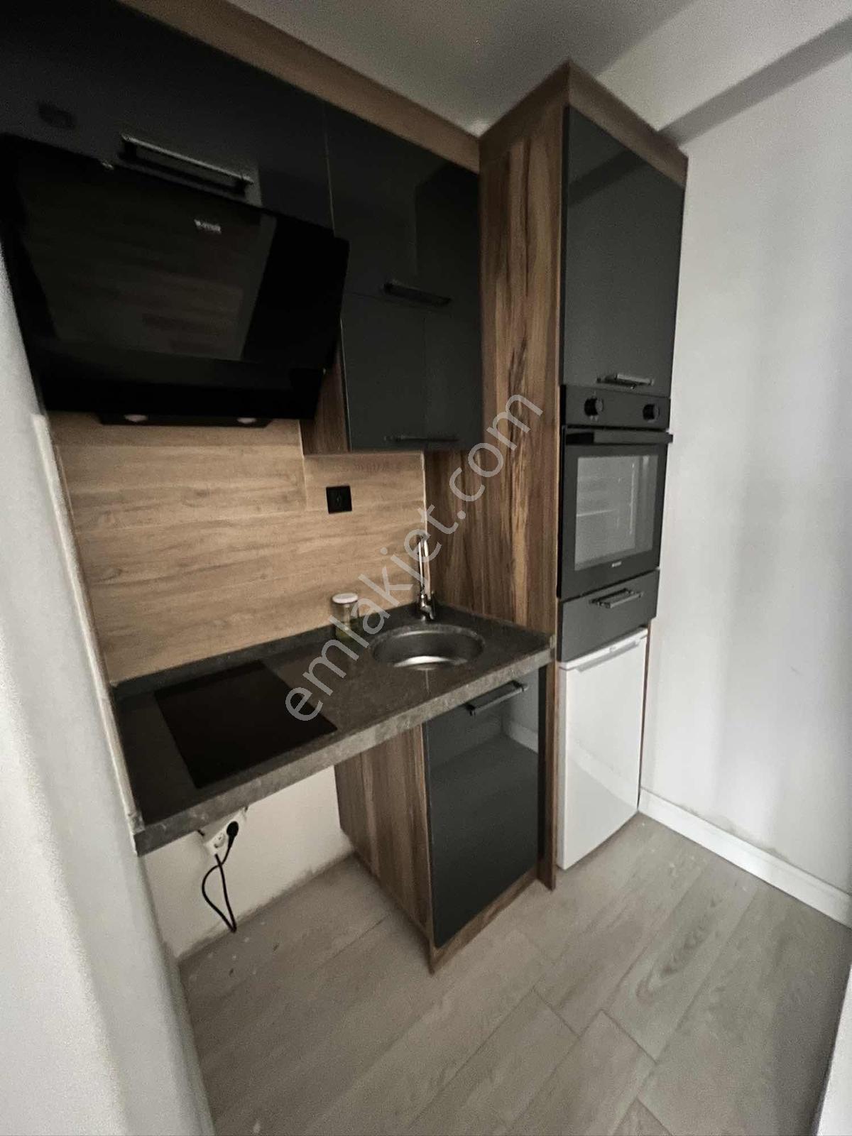 Redstone'dan Uysal Boulevard'da Full Eşyalı Satılık 1+1 Daire - Görsel 11
