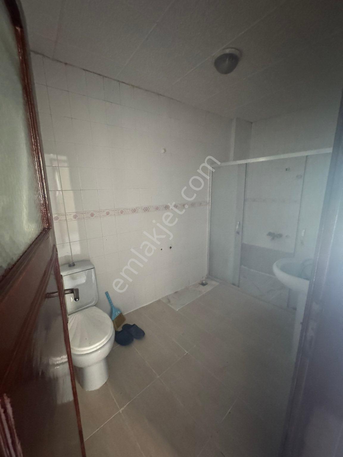 Lider Gruptan Işıklar Askeri Lise Yakınında Kiralık Daire (piremirde) - Görsel 7