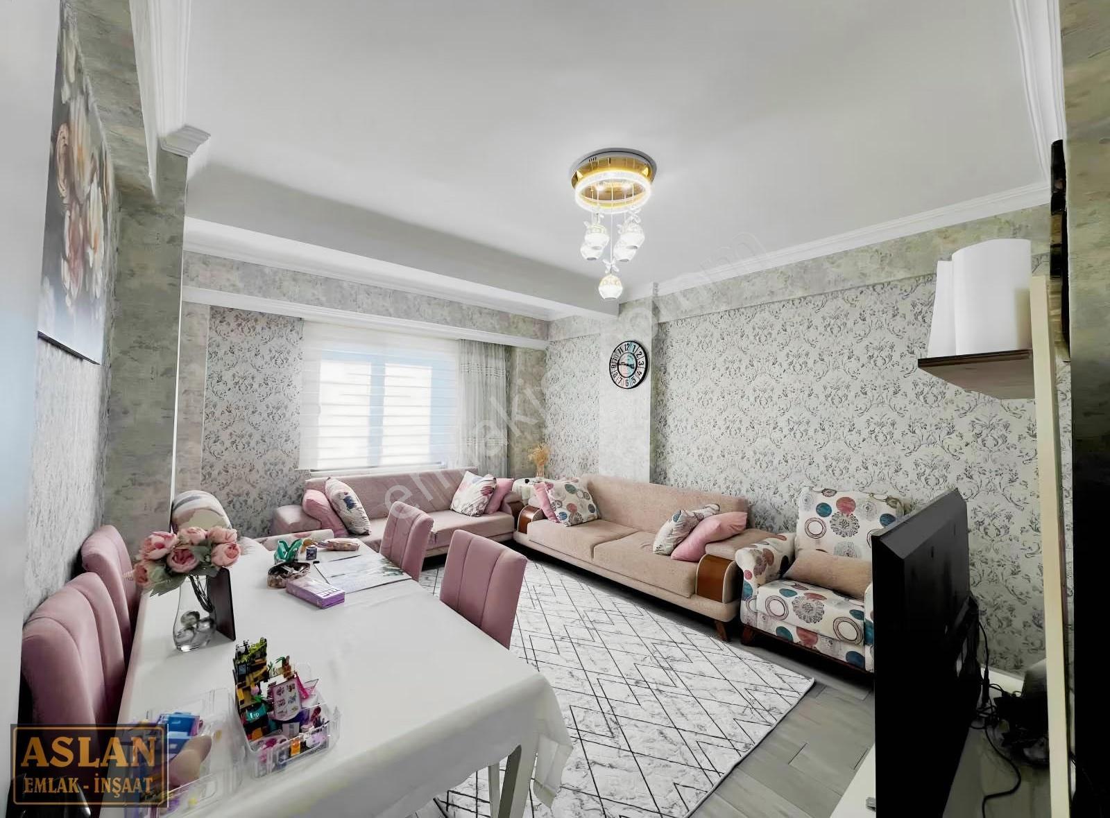 Salih Aslandan Atakentte Kiracılı 3 Oda Ana Yol Full Lüks Daire - Görsel 3