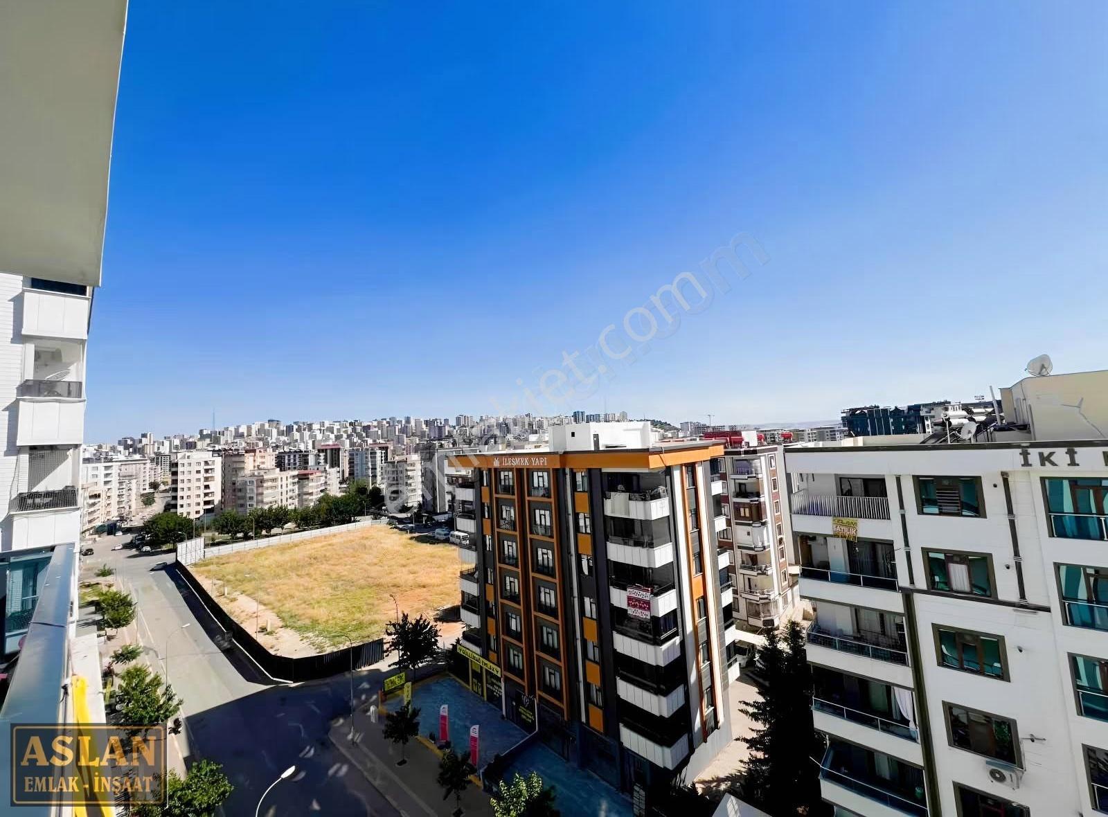 Salih Aslandan Atakentte Kiracılı 3 Oda Ana Yol Full Lüks Daire - Görsel 11