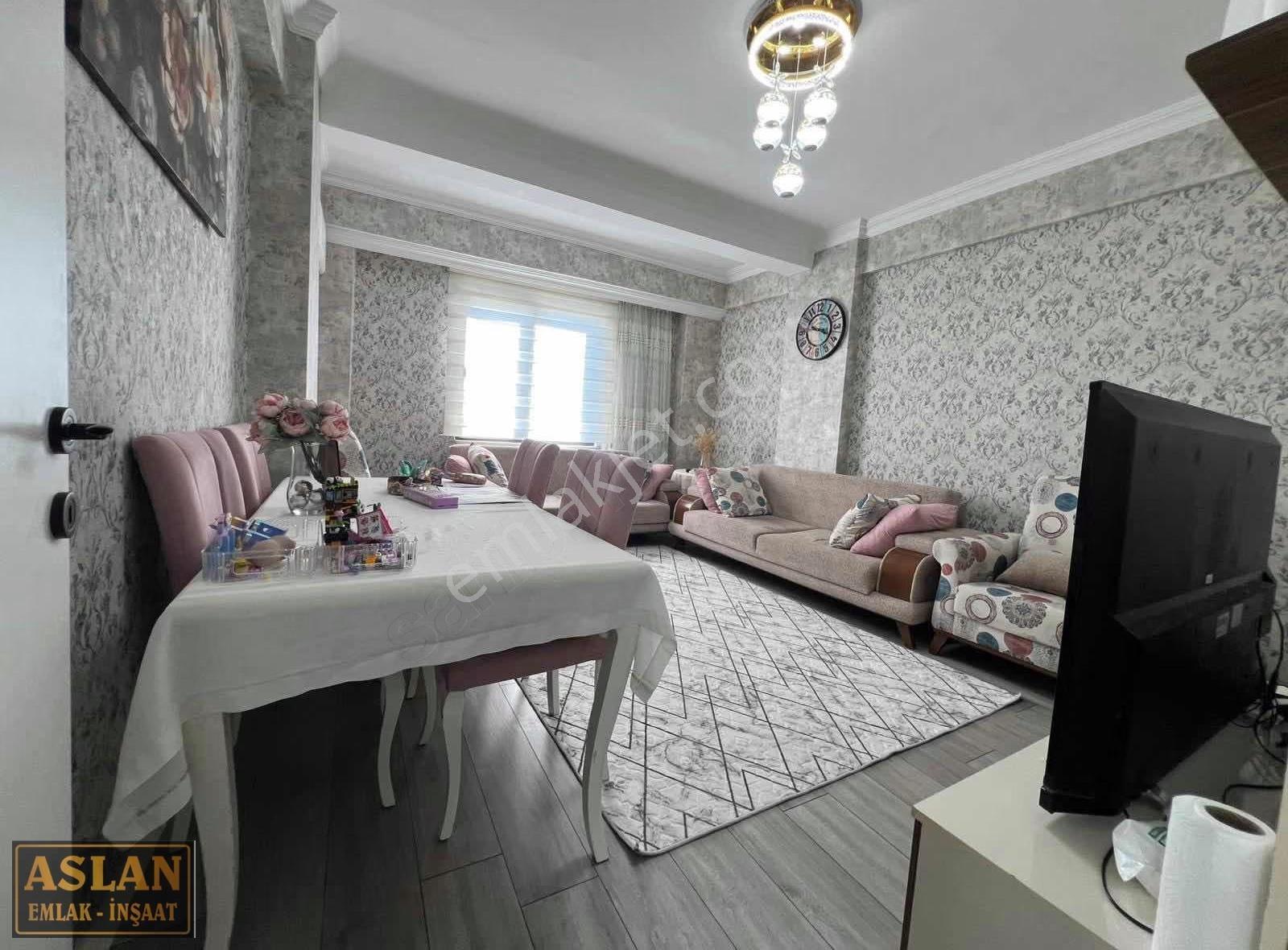 Salih Aslandan Atakentte Kiracılı 3 Oda Ana Yol Full Lüks Daire - Görsel 4