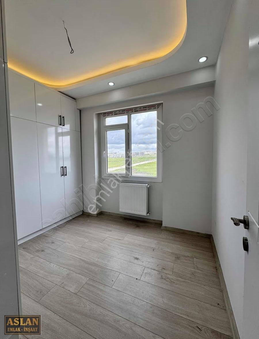 Salih Aslandan Batıkentte Acilll 4 Oda Daire - Görsel 9