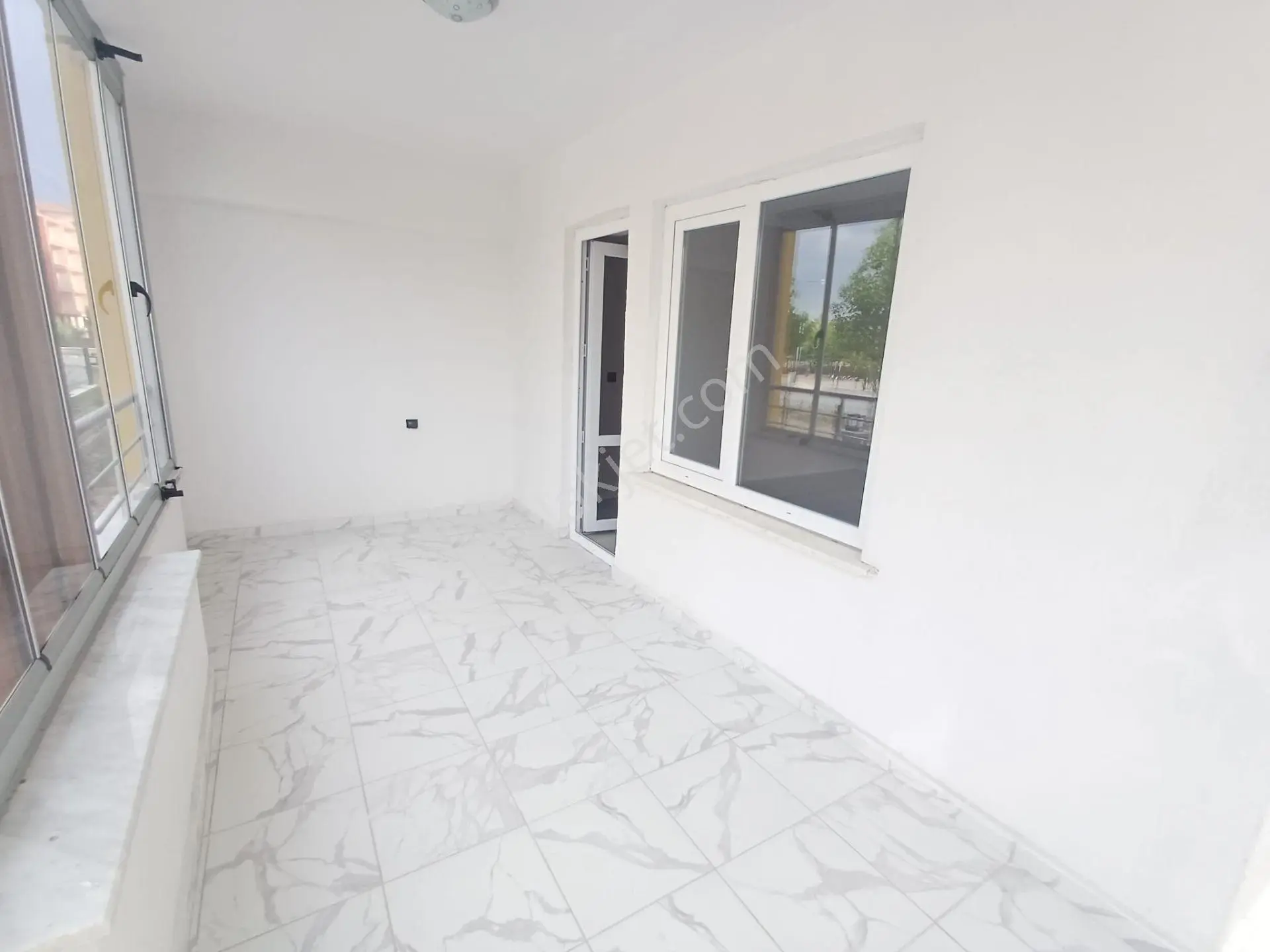 Emrah Çiftci'den Selçuklu Yazır Mah.şafak Cad.yanı Satılık 2+1 Lüks Dubleks Daire - Görsel 6