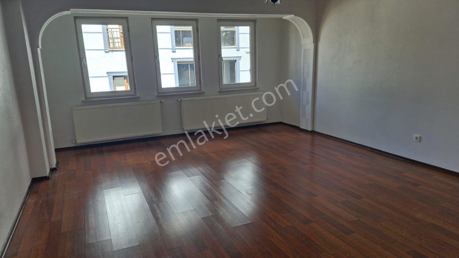 Dış Cephe Mantolaması Yapılmış, 2 Cam Balkon - Görsel 9