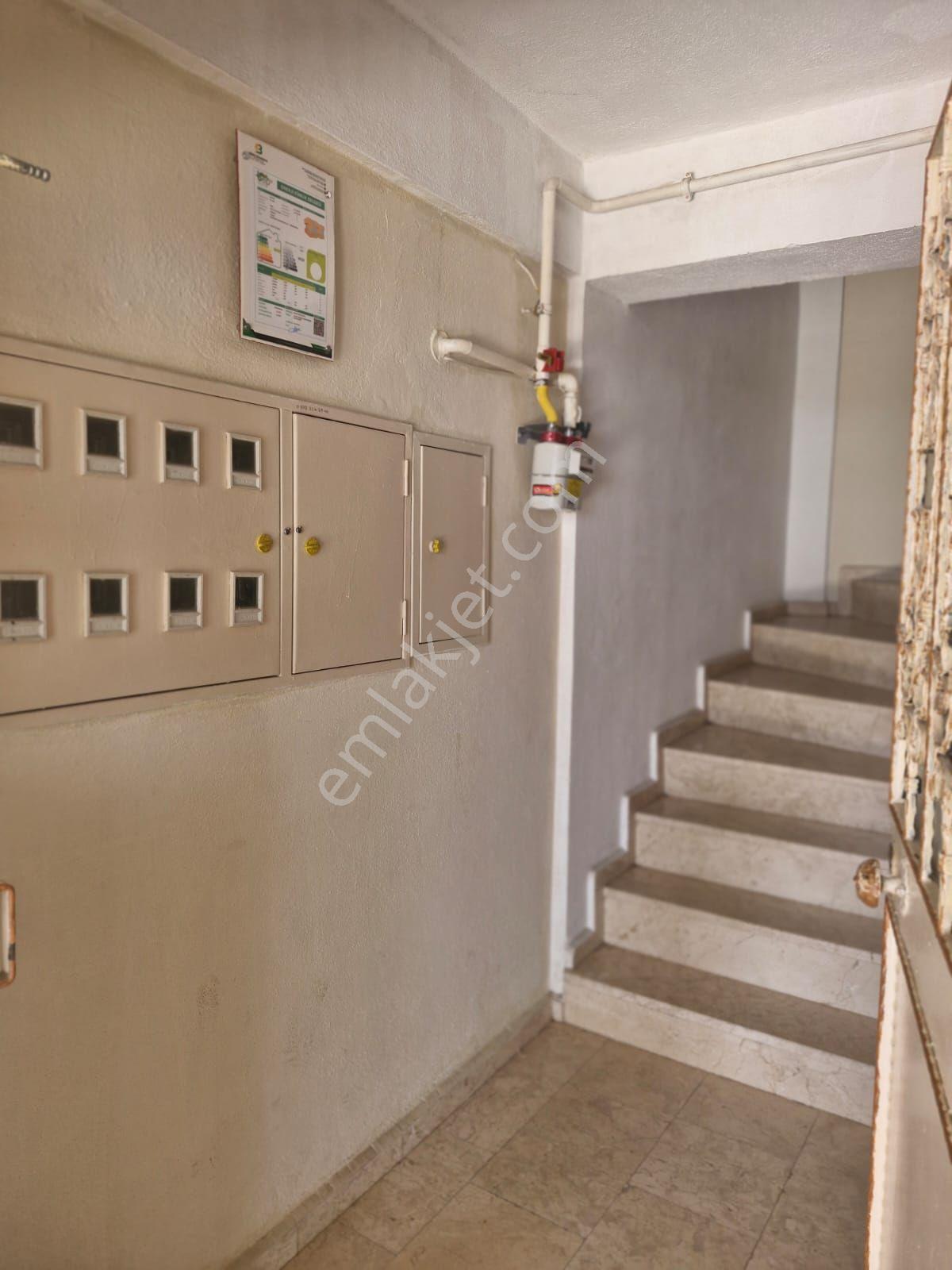 Dış Cephe Mantolaması Yapılmış, 2 Cam Balkon - Görsel 4