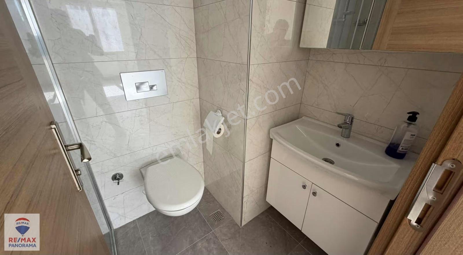 Yeni Binada, Ebeveyn Banyolu, Otoparklı 2+1 Lüks Kiralık Daire - Görsel 14