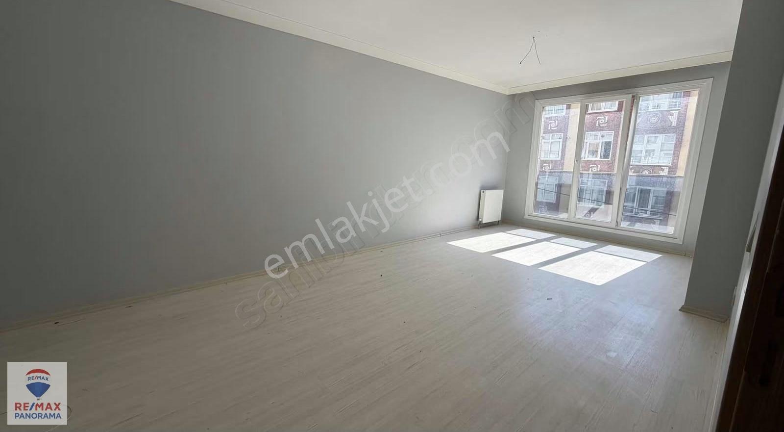 Yeni Binada, Ebeveyn Banyolu, Otoparklı 2+1 Lüks Kiralık Daire - Görsel 3