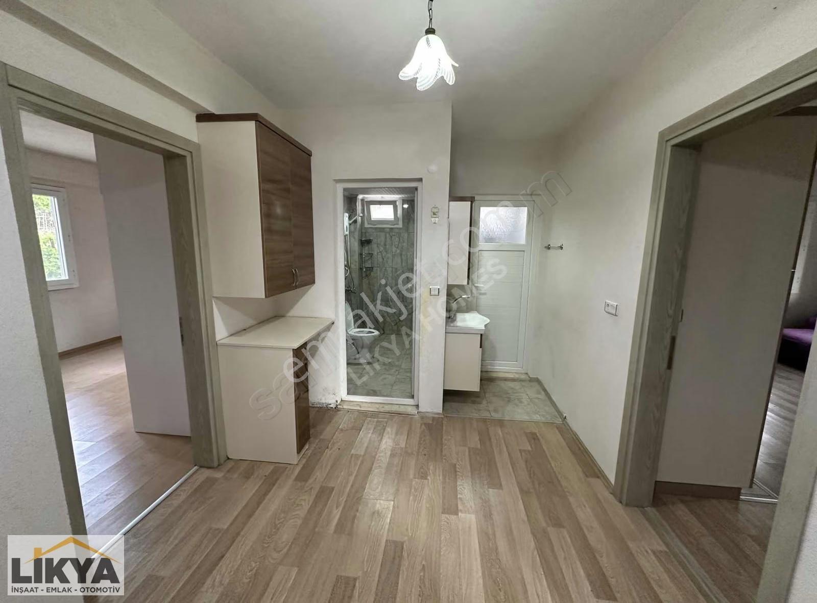 Esenköy Karamersin Bölgesinde 140 M2 2+2 Geniş Balkon Bahçe Katı - Görsel 12