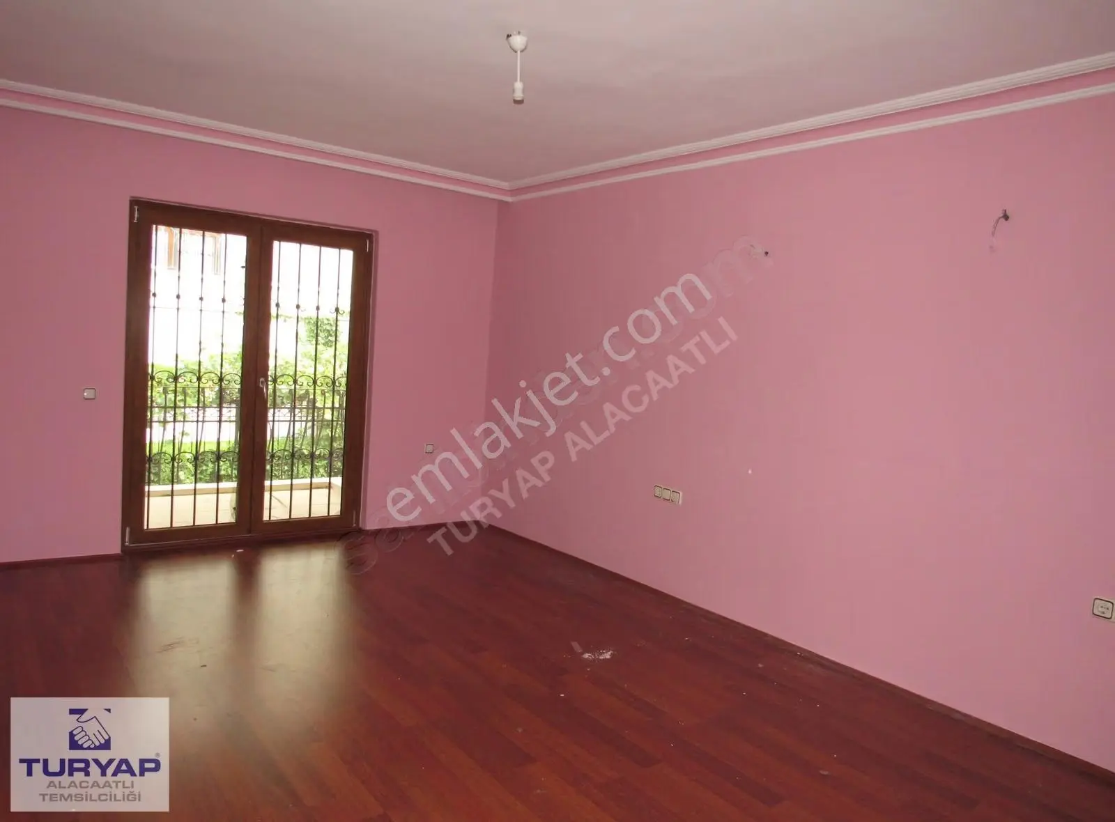 Turyap'tan Türkkonutta Site İçerisinde Triplex 4+2 Kiralık Villa - Görsel 6