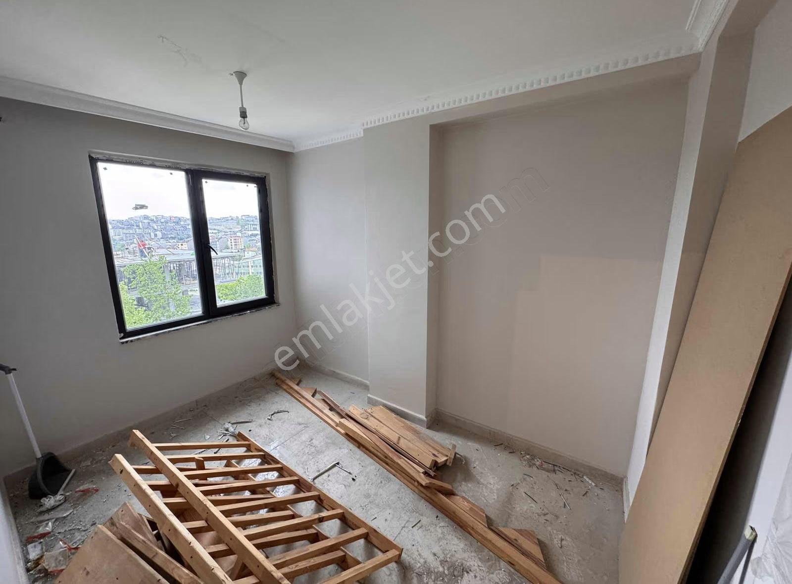 Arnavutköy Avlu 34 Avm Dibi Kiralık Dublex - Görsel 14