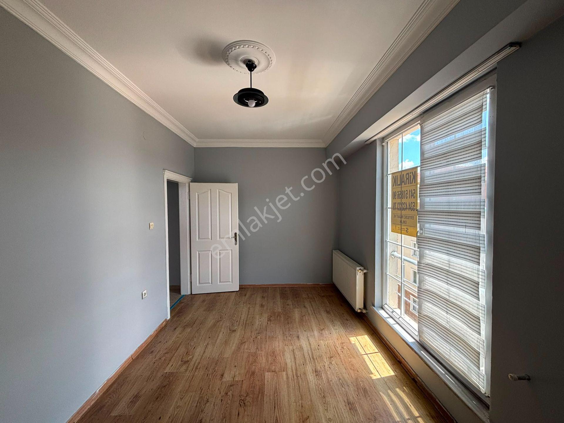 **eryıldız Gayrimenkul'den Belediye Yanı Çarşı İçinde 110m2 2+1* - Görsel 26