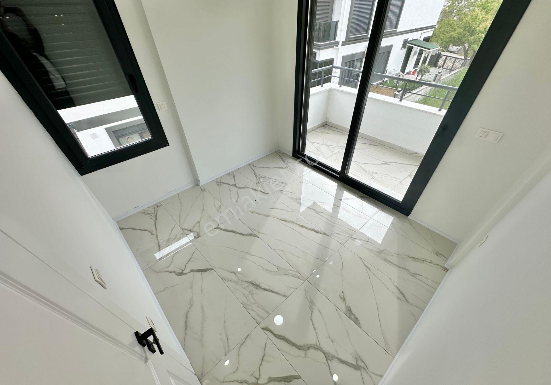 ꧁ay Emlaktan꧂ören'de Denize Sadece 500 Metre Geniş Manzaralı Teraslı Satılık 2+1 Lüx Dublex Daire - Görsel 21