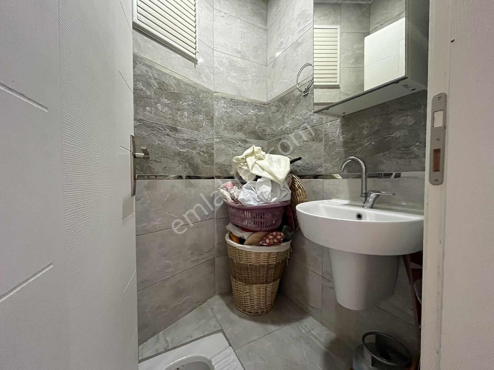 Altınova'da Asansörlü Klimalı Eşyalı Geniş 2+1 Kiralık Daire - Görsel 16