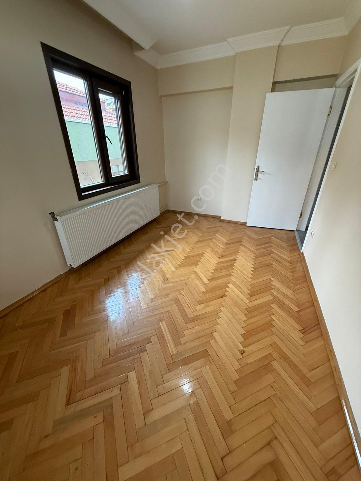 Mehmetçik Caddesinde 4+2 Kiralık Dubleks - Görsel 9