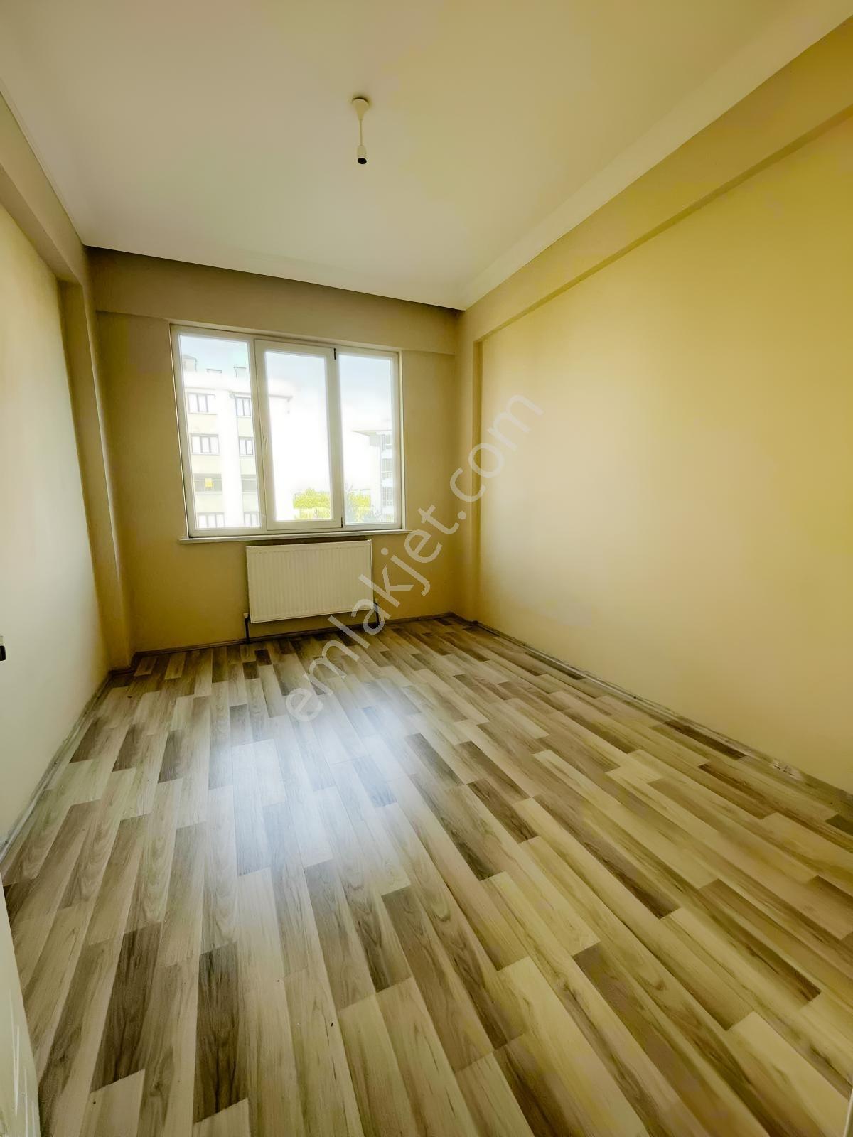 Selahaddini Eyyübide Caddeye Yakın Arakat 3+1 Daire - Görsel 21