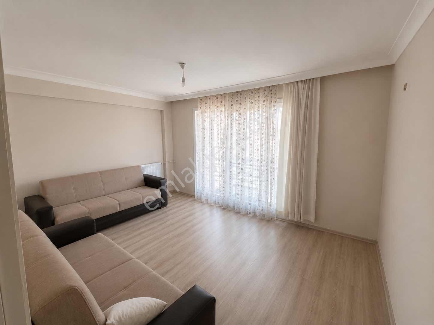 Bahçelievler Mah 2+1 Ara Kat Eşyalı - Görsel 9