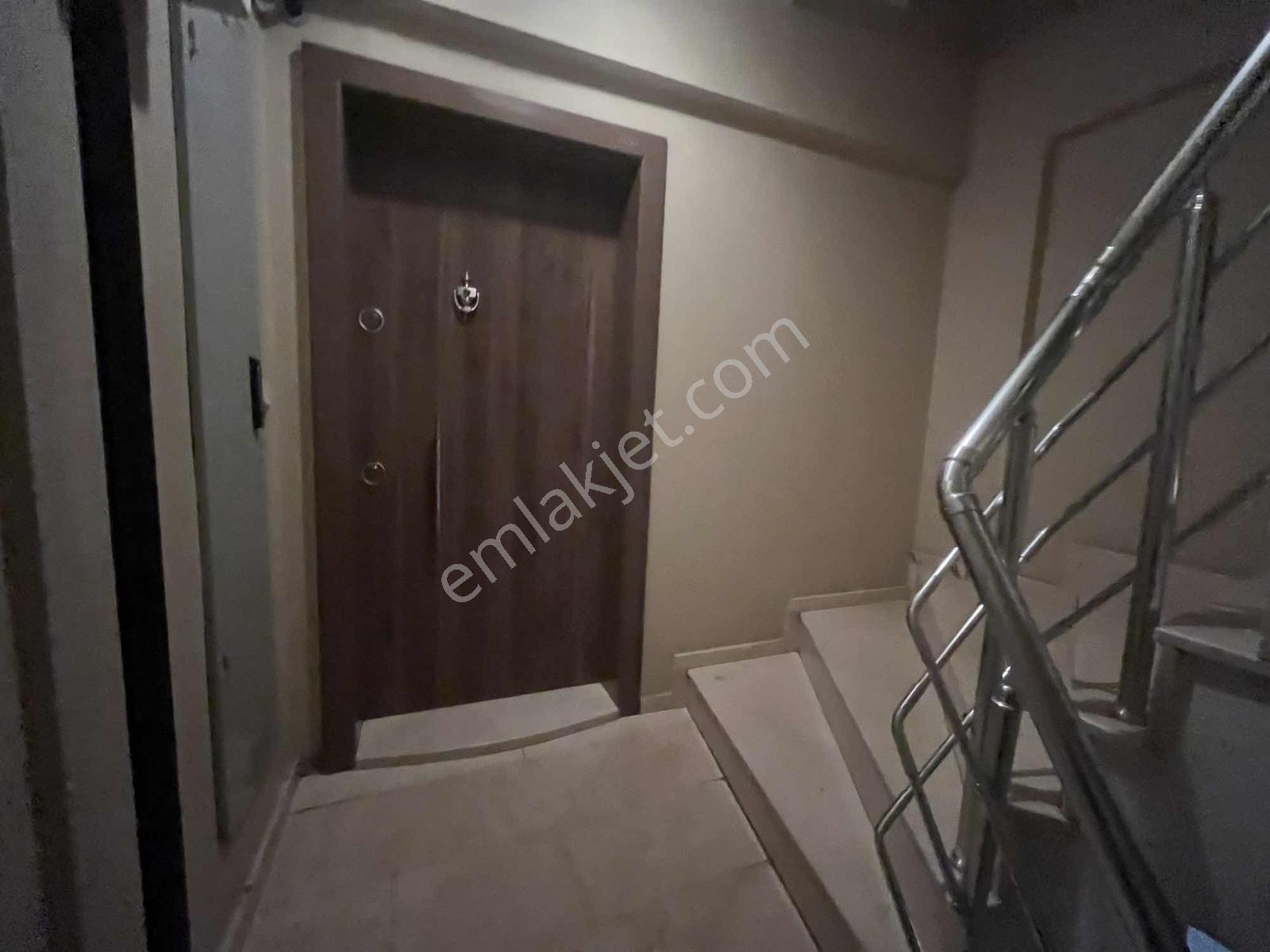 Bahçelievler Mah 2+1 Ara Kat Eşyalı - Görsel 2