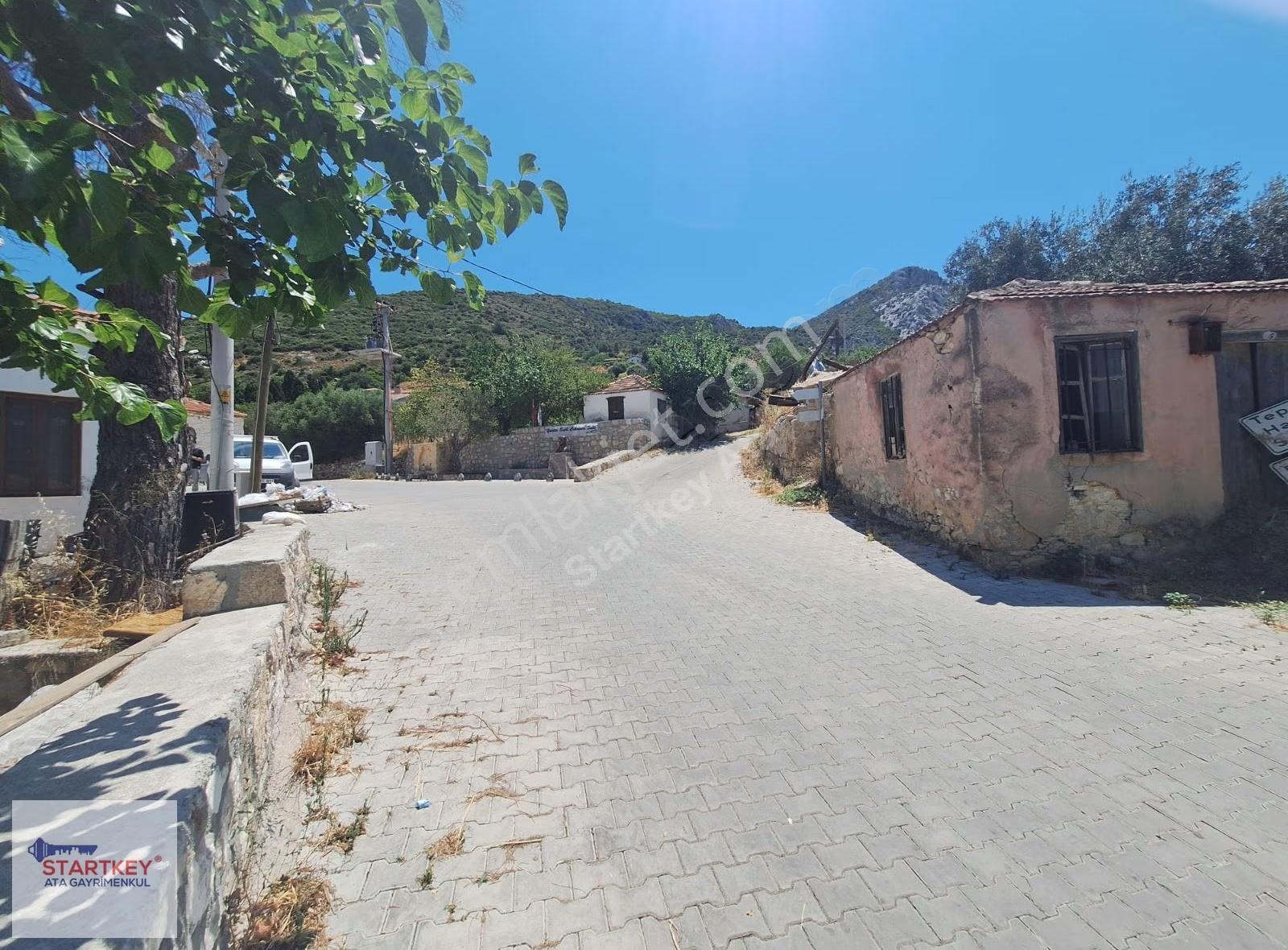 Karaburun Bozköy'de Satılık Bahçeli Kargir Ev & Dam - Görsel 8