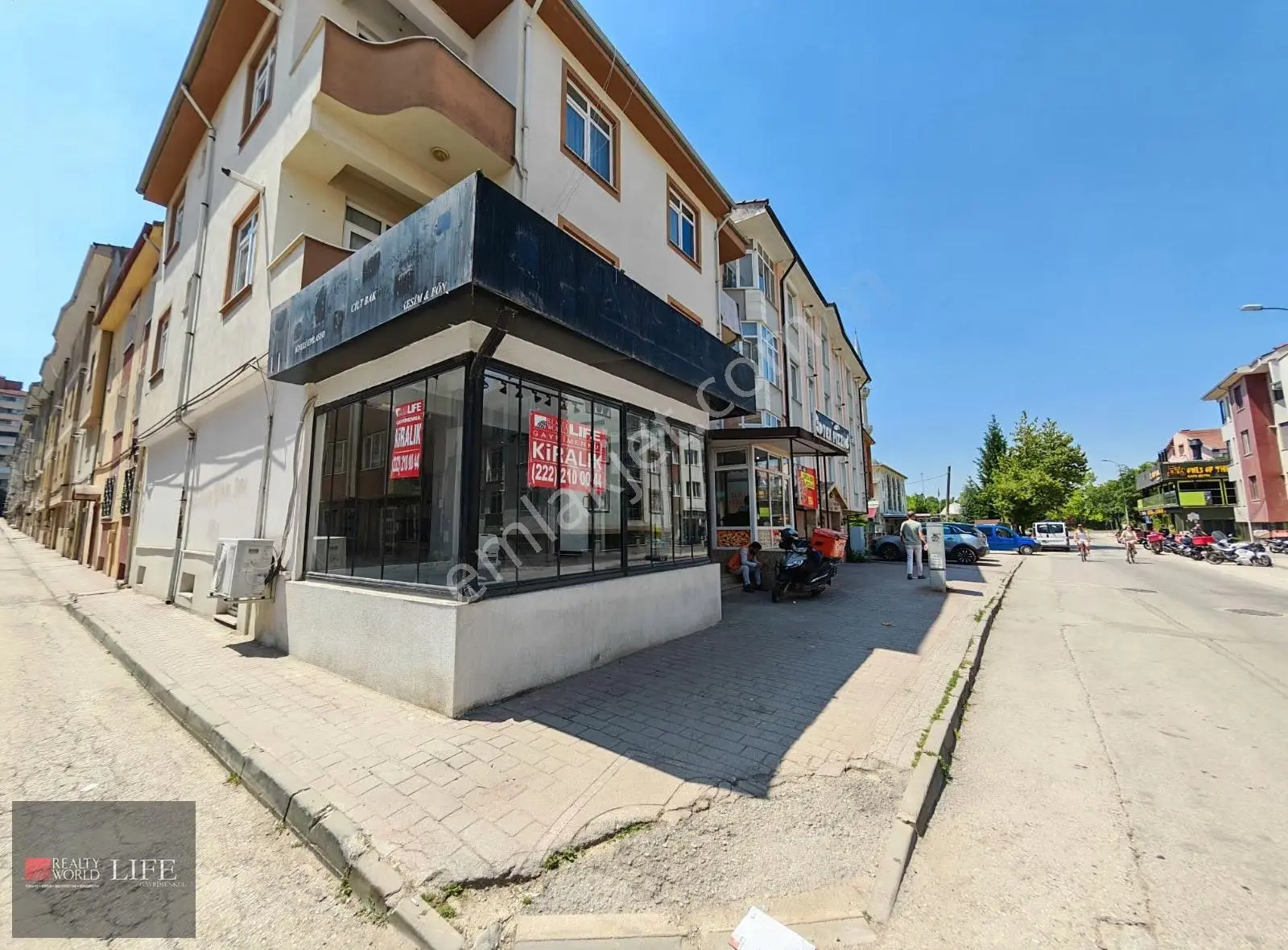 Rw Lıfe// Büyükdere Mah. Mehmet Osman Caddesinde Kiralık Dükkan