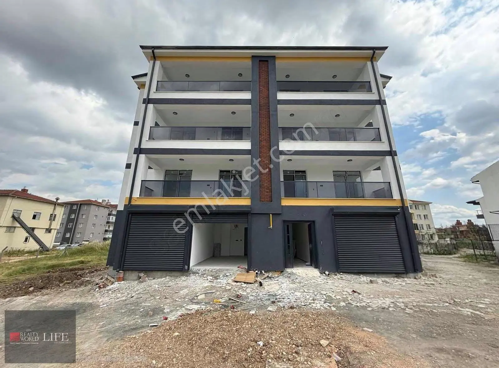 Rw Lıfe //vadişehir Mh Özel Garajlı 120m2 2+1 Satılık Lüx Daire