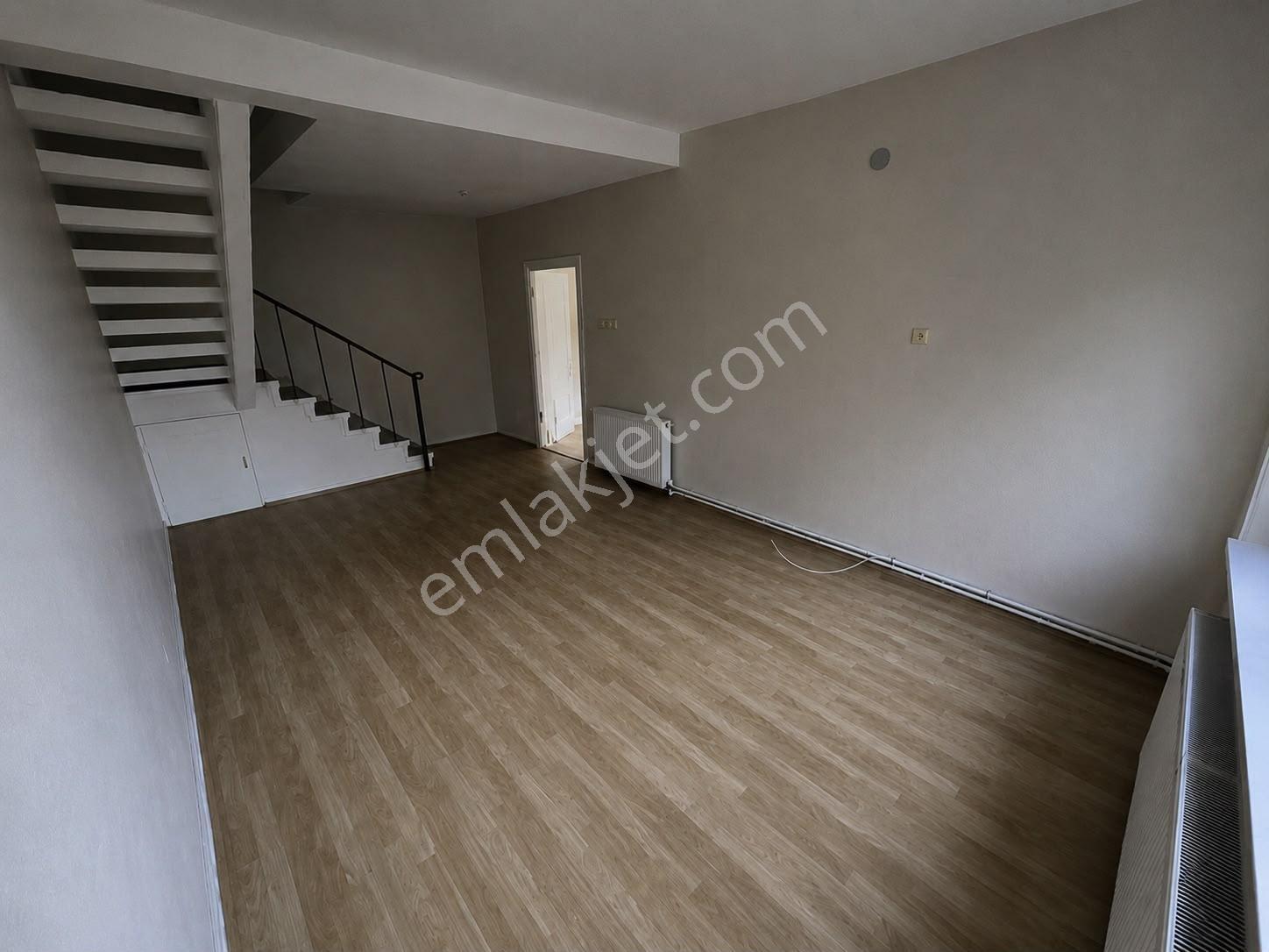 Kanlıca'da Boğaz Ve Deniz Manzaralı 4+1 Kiralık Müstakil Ev - Görsel 12