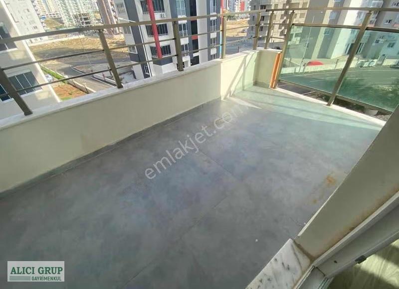 #stad Yanı Site İçi Kat Mülkiyetli Satılık 3+1 Cep Mutfak Daire - Görsel 3