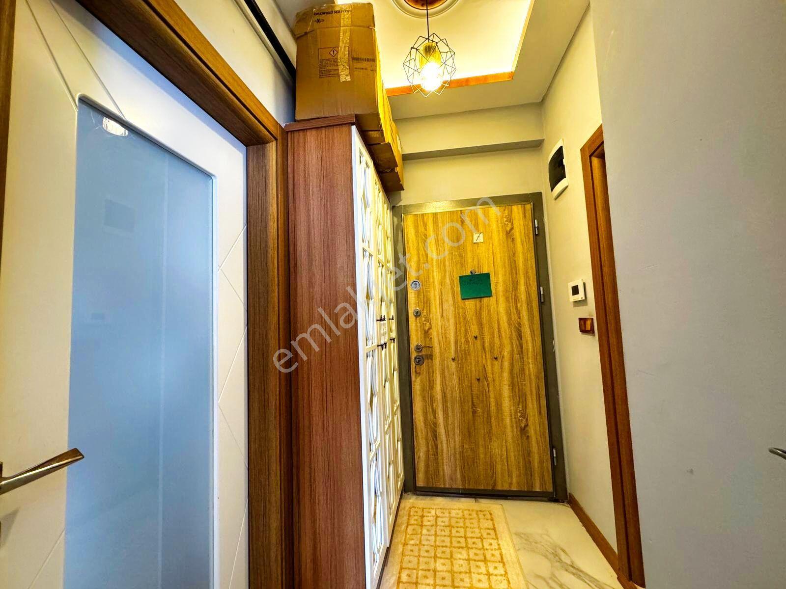 Aktiften Akçay Merkezde Satılık Şık Ve Mimari Tasarımlı Geniş 1+1 Daire - Görsel 29