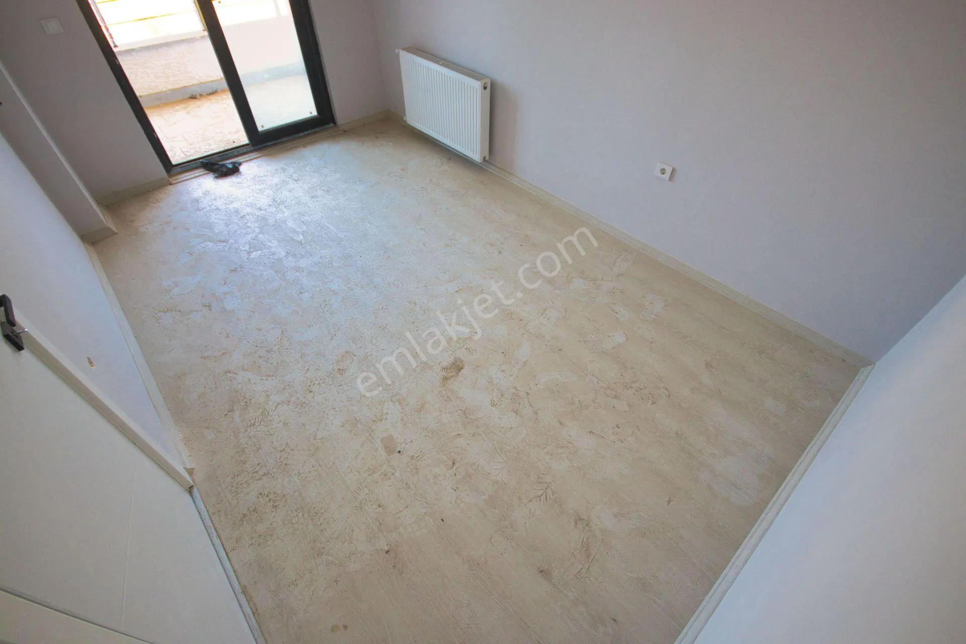 Aktif'ten Akçay'da Satılık Müstakil Tadında Yerden Isıtmalı Otoparklı Arakat 1+1 Daire - Görsel 20