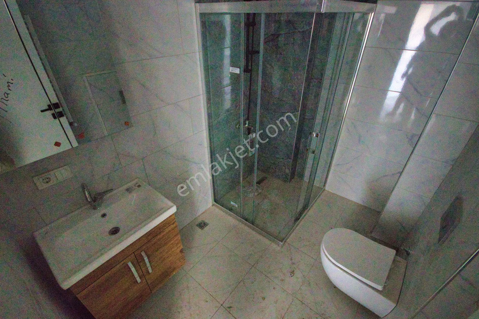 Aktif'ten Akçay'da Satılık Müstakil Tadında Yerden Isıtmalı Otoparklı Arakat 1+1 Daire - Görsel 33