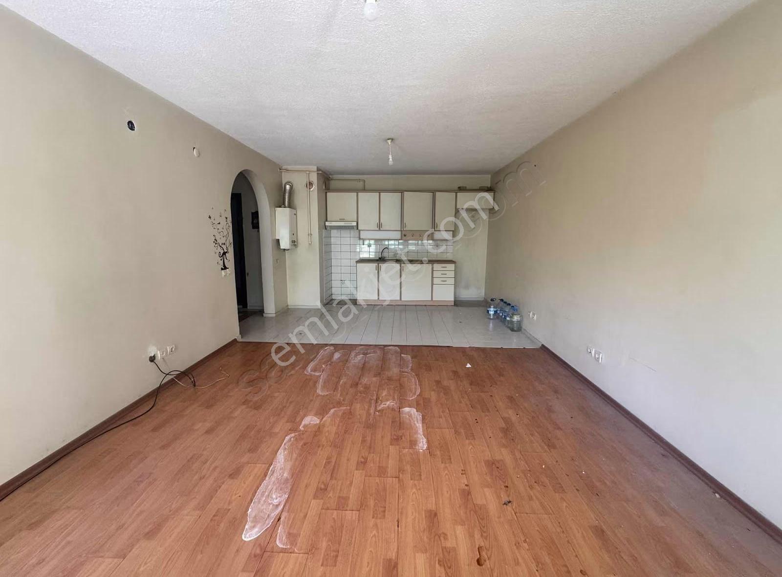 Kapaklı Kızılçam 2 Sitesi İçerisin De Kiralık 1+1 Daire - Görsel 13