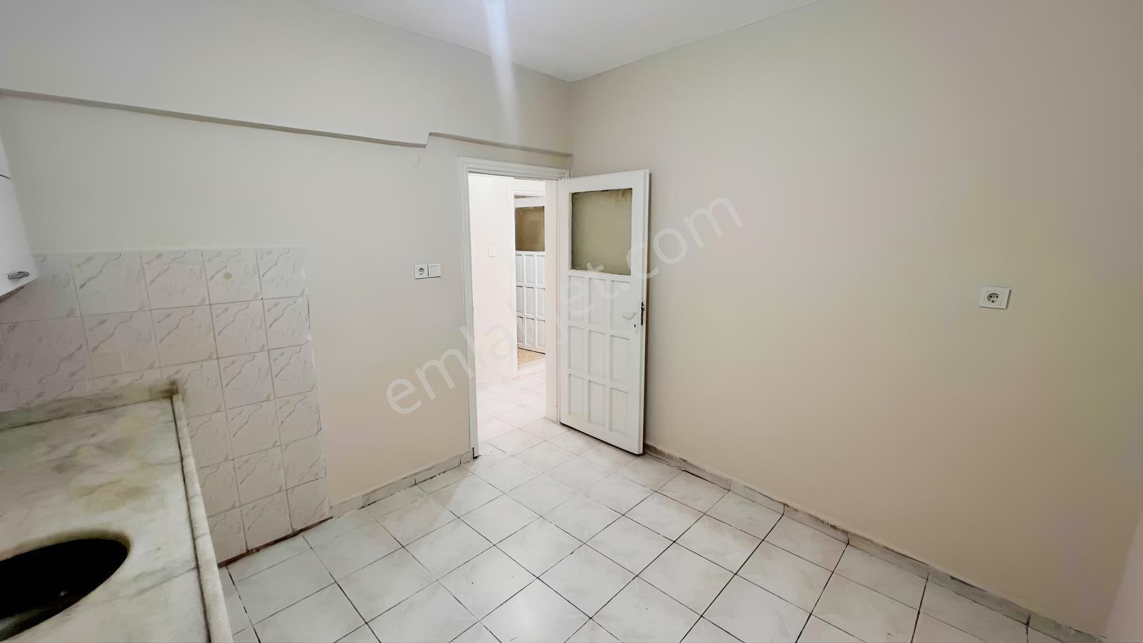 Hastane Cad. Üzerinde Kiralık 2+1 Daire - Görsel 15