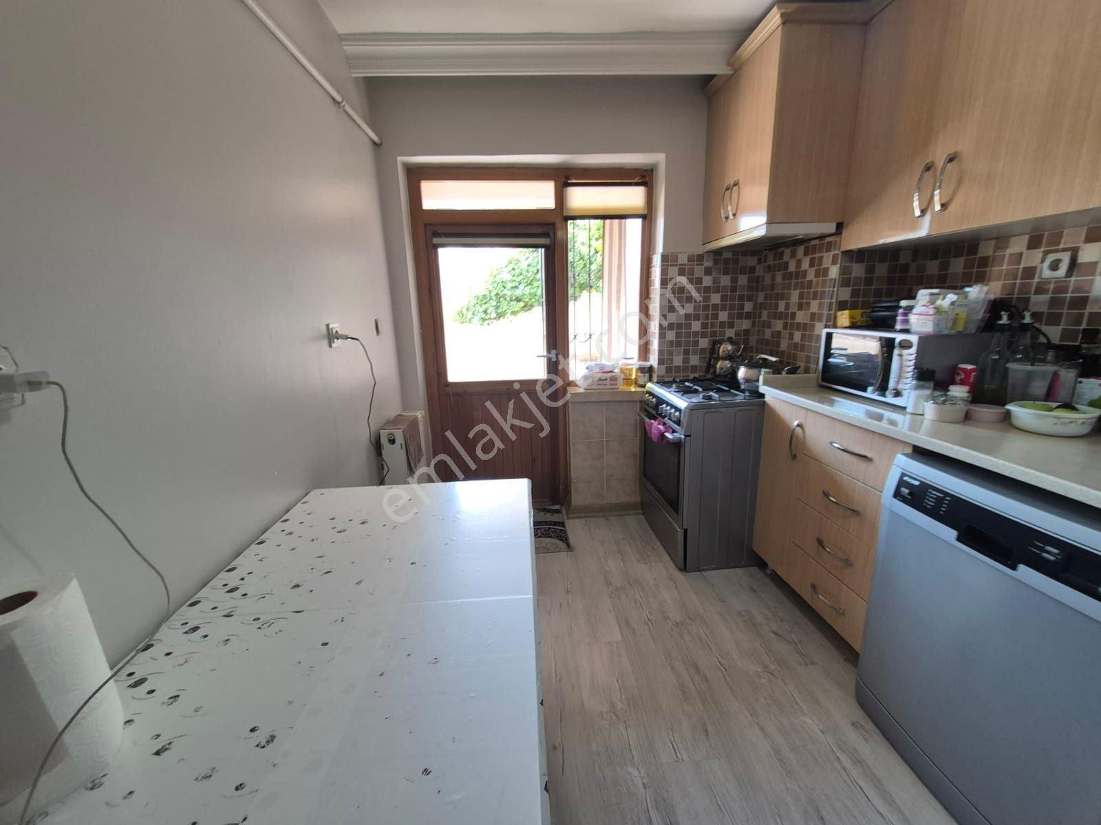 Çaldıran Mah. 3+1 Bağımsız Full Yapılı İskanlı Kök Tapulu Bahçe Katı - Görsel 11