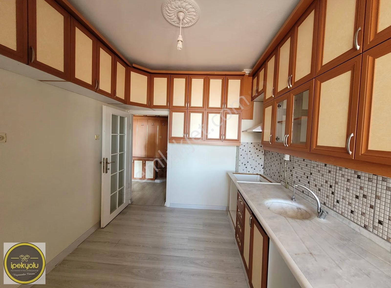 İpekyolu Gayrimenkulden Hacıkara Evim Sitesi 2+1 Satılık Daire - Görsel 18
