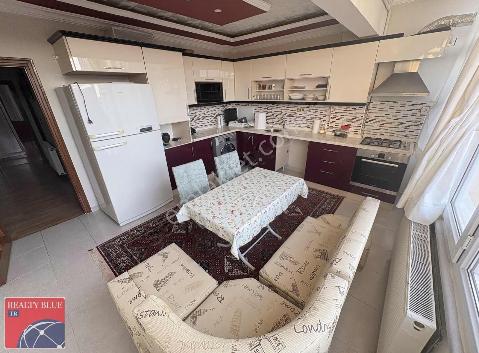 Sultanbeyli Satılık 2+1 36m2 Arsa Payı Daire
