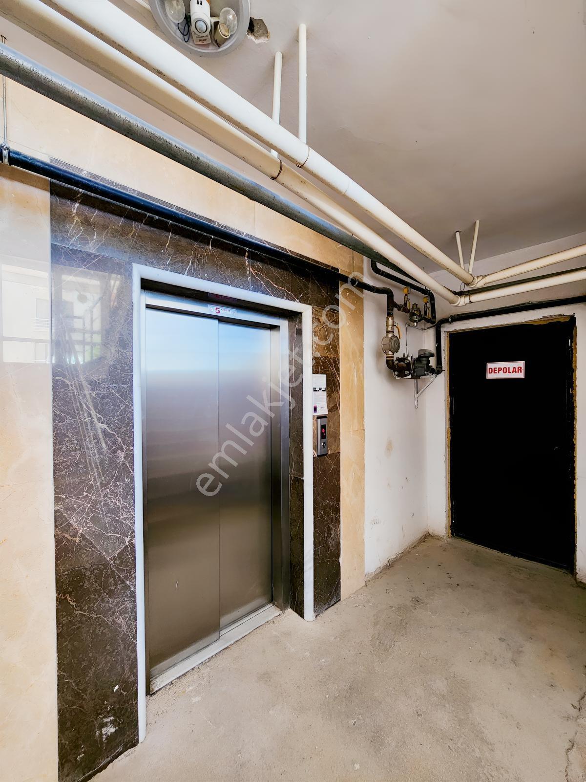 Yüksel Şahin'den Sancak'da Novada Civarı Güvenlikli 3+1 Daire - Görsel 36