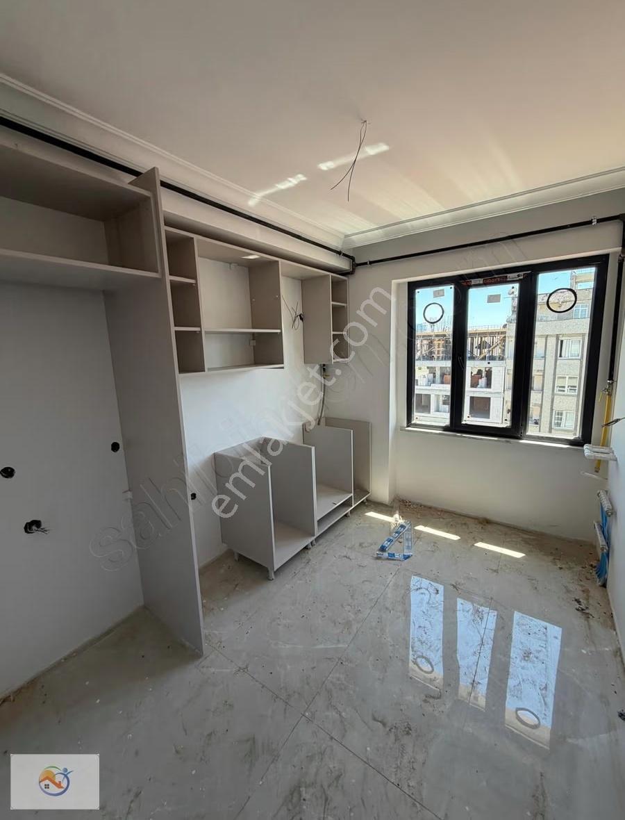 Yeşiltepede Bulvar Caddesine Yakın Satılık Kullanışlı 3+1 Daire