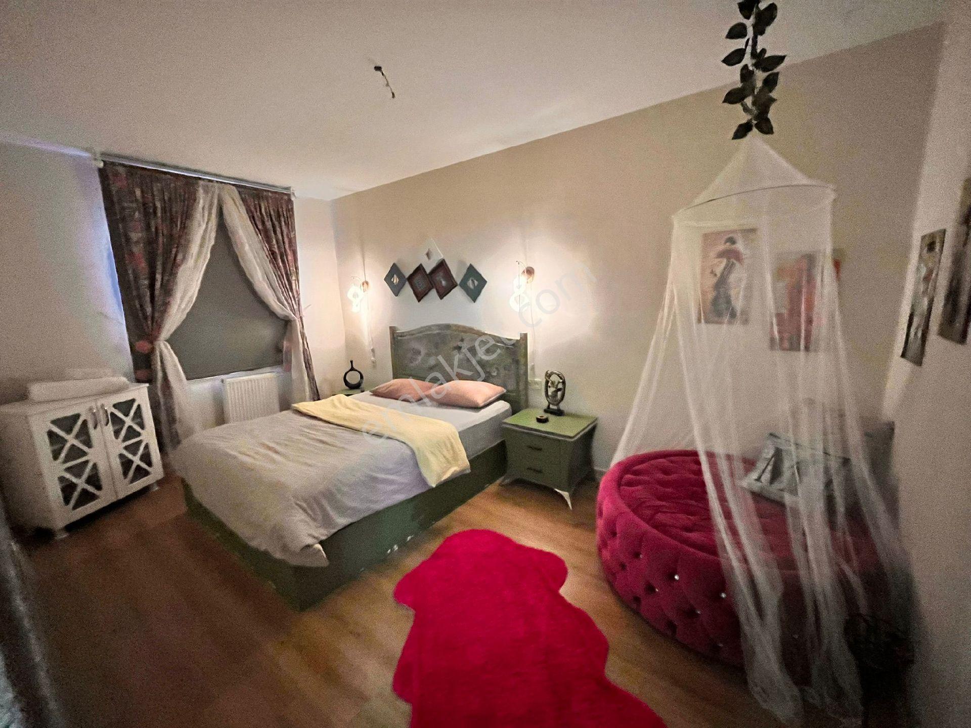 Ankara'da Lüks Tasarımlı 2+1 Günlük Kiralık Daire | 6 Kişilik | Wi-fi | Tam Donanımlı - Görsel 2