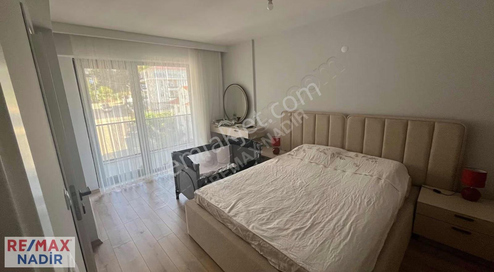 Teyyaredüzünde Merkezi Konumda Geniş Deniz Manzaralı Daire - Görsel 15