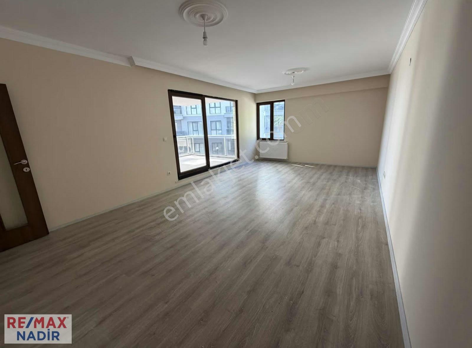 Gedikkayada Site İçi Geniş Ferah 3+1 Daire Satılık Daire - Görsel 33