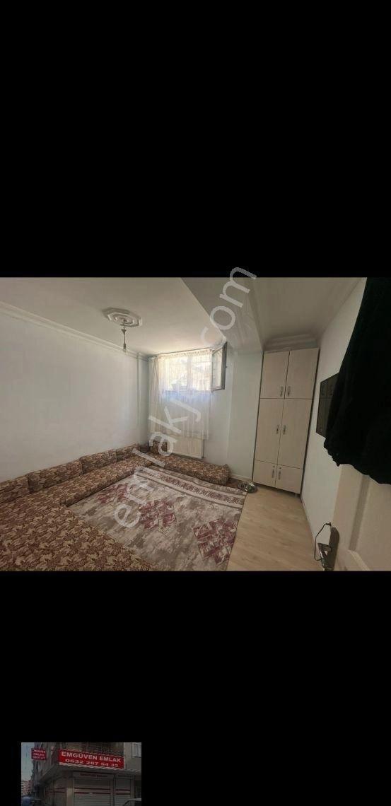 Esenler Tuna Mahallesinde 4+1 Satılık Daıre