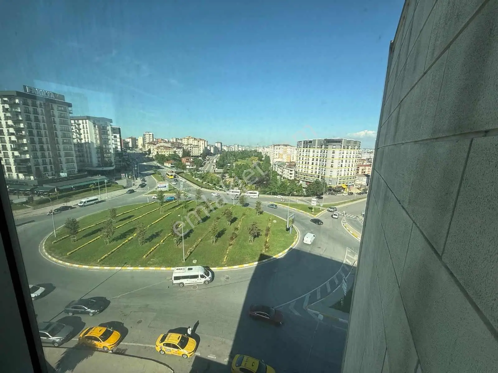Pendik Marmara Üni. Hastanesi Karşısı Metro Girişinde Güvenlikli - Görsel 16