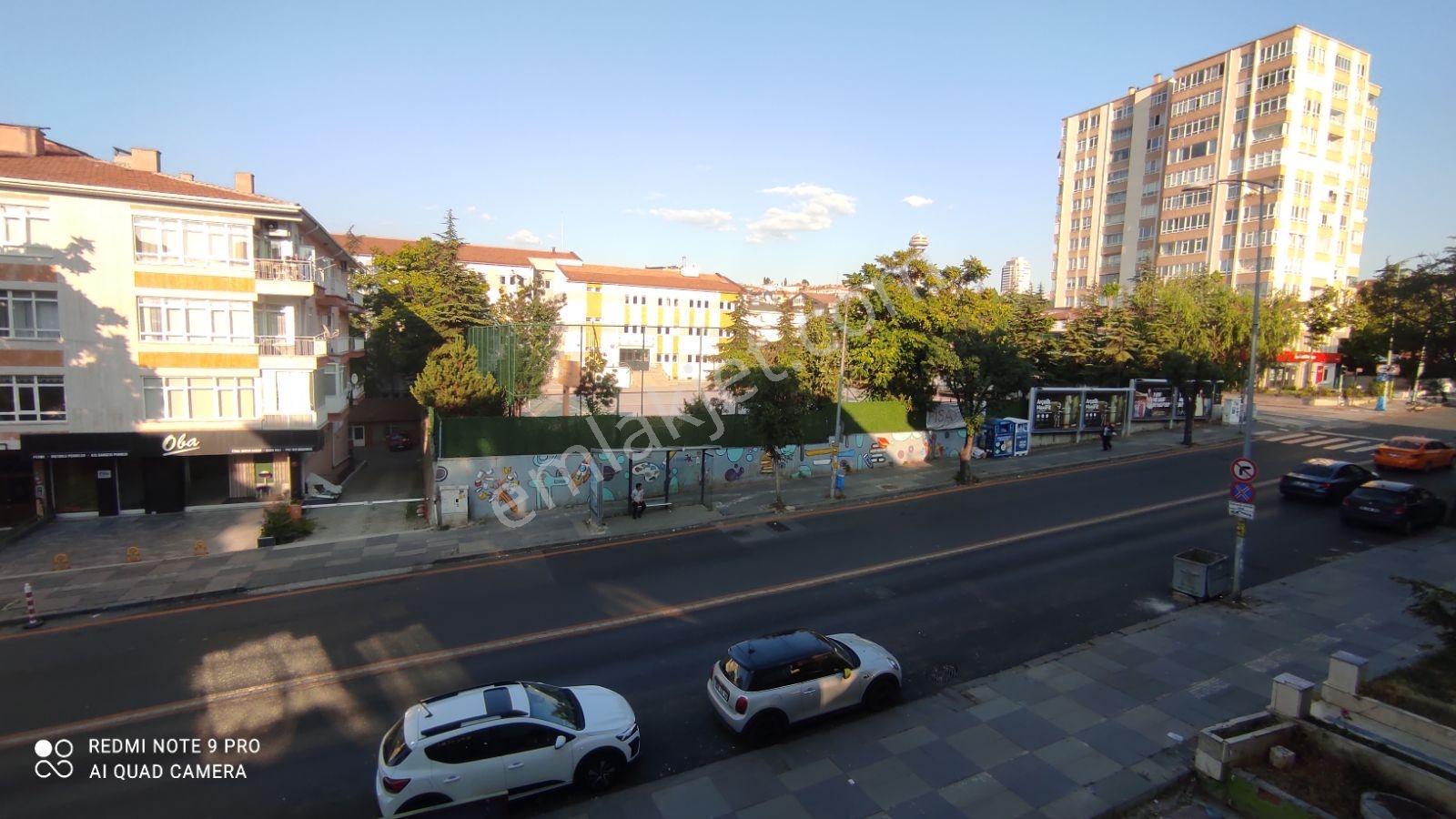 Hoşdere Cadde Uzeri Önü Açık Manzaralı 2,5+1 Satılık Daire - Görsel 9