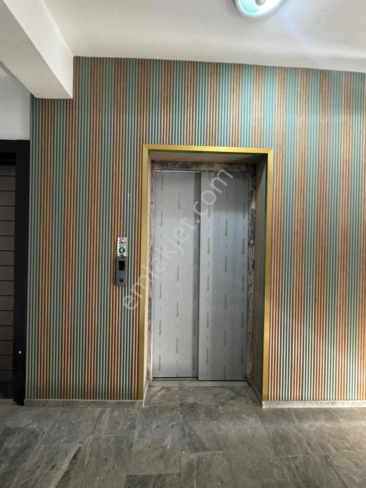 Tramvaya Adım Mesafede Katta Kiralık 2+1 Sıfır Daire - Görsel 3