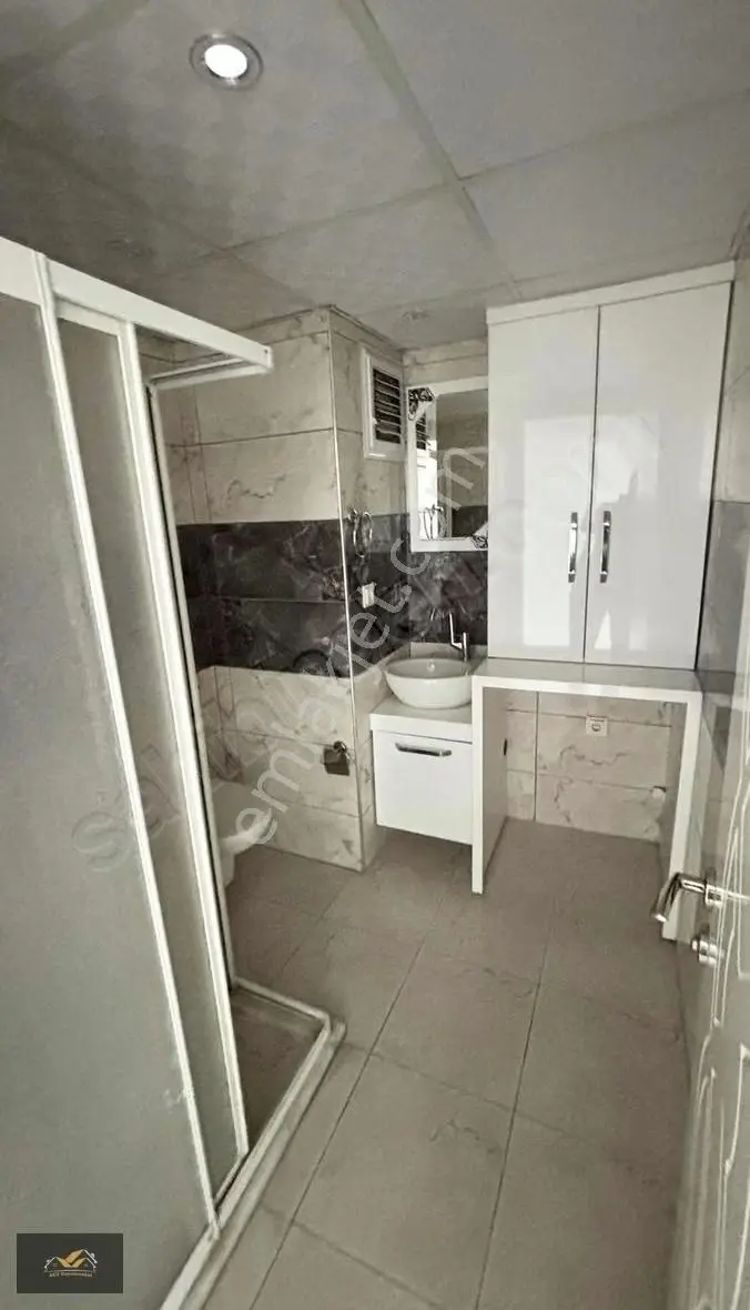 İlbade Bayramyeri Yakını Cadde Üzeri Lüks Geniş Daire 3+1 140m2