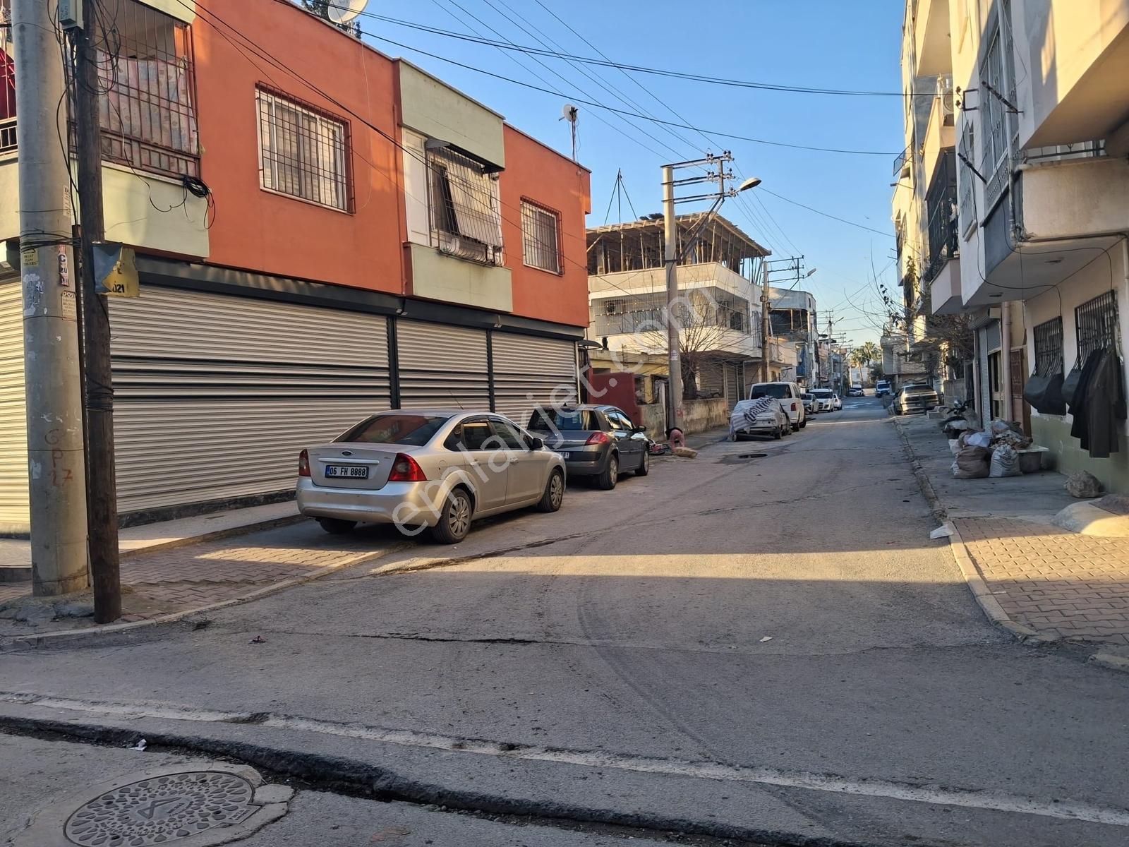 Akdeniz Gündoğdu Kiralık Cadde Üzeri Dükkanlar - Görsel 3