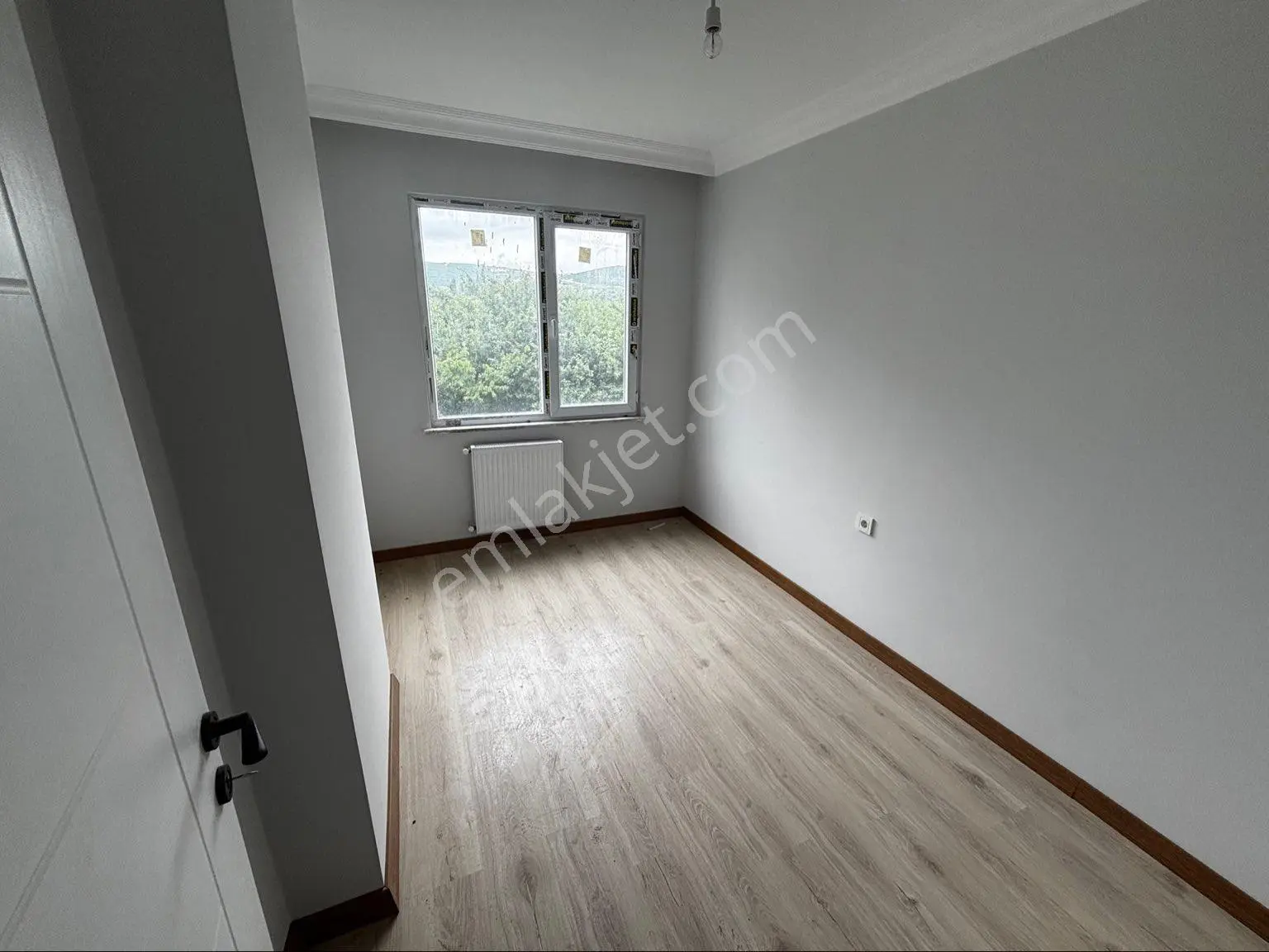 Çanakkale Çardak'da Ebeveyn Banyolu 3+1 Kiralık Daire - Görsel 2
