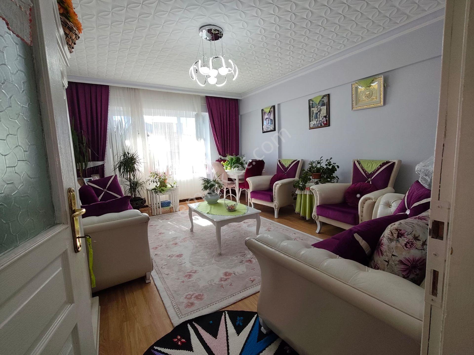Yılmaz Gayrimenkul Den Pınarbaşı Mah 3+1 Merkezi Konum 120 M2 Lüx Yapılı 4,099 Pazarlıklı Dairepaz - Görsel 2